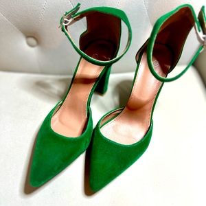 Emerald Green Suede Heel - Size 8.5